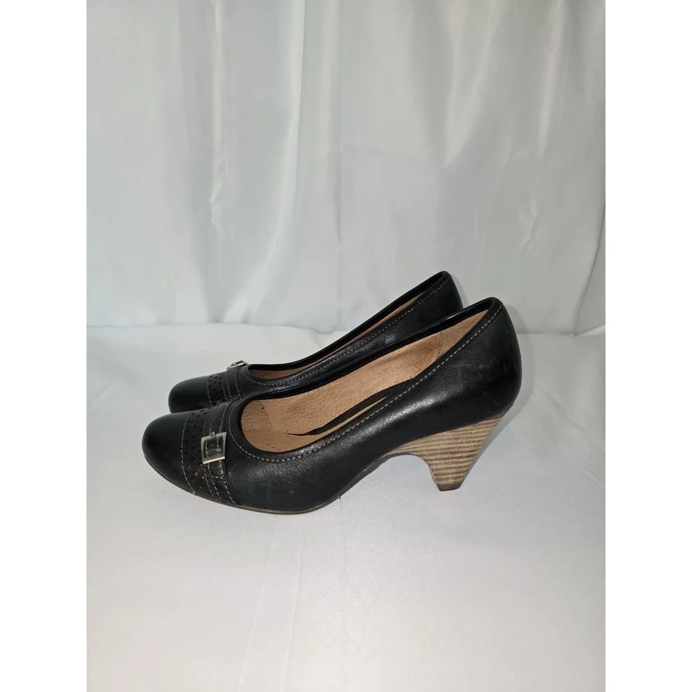 Clarks artisan women